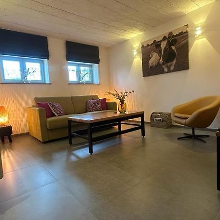 Bed & Bets! Villa Geetbets ภายนอก รูปภาพ